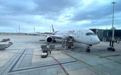 FLIGHT REVIEW : Thai Airways from Melbourne to Bangkok – ‘Old School’ but Classy