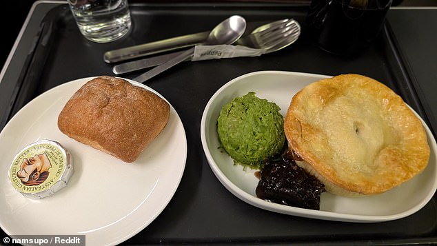Qantas passenger lashes out at disappointing feature of business class trip: ‘This is what $800 gets you?’